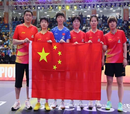 孙颖莎总结2025印度亚锦赛：大家齐心协力共同捍卫了国乒荣誉